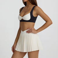 Supportive white & black sports bra with removable pads - GF FIT activewear
